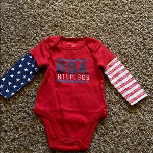 Baby bodysuit